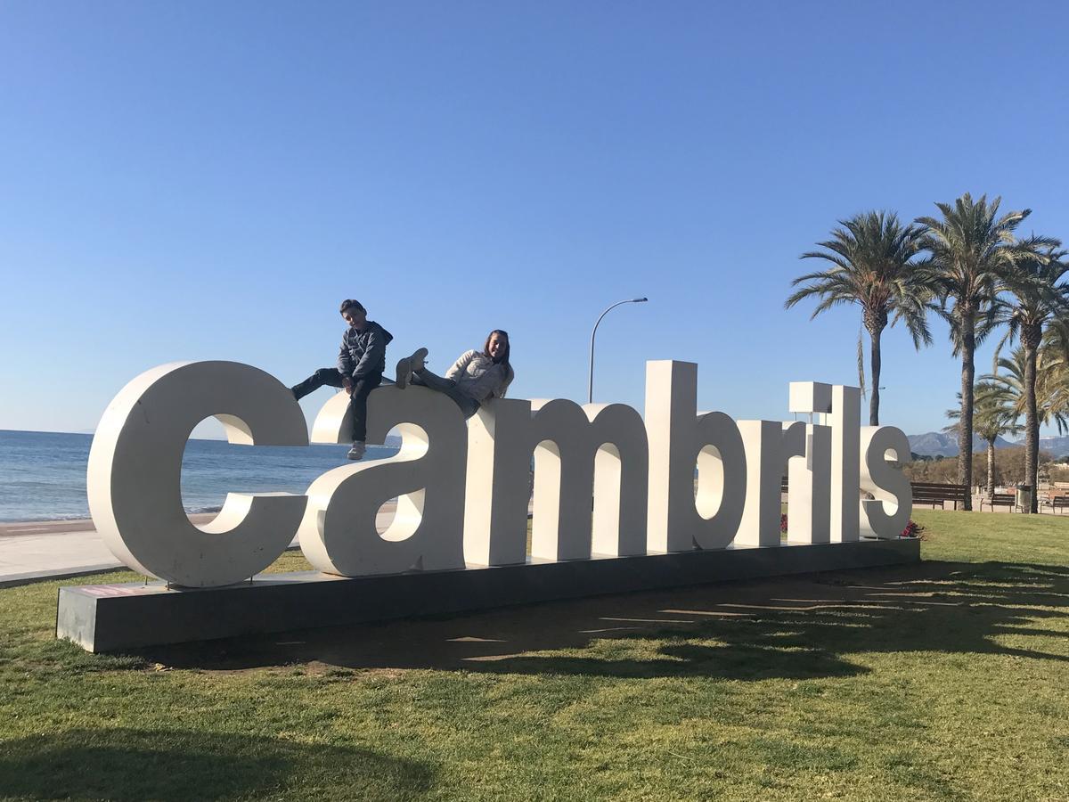 Villa Milos Cambrils Kültér fotó