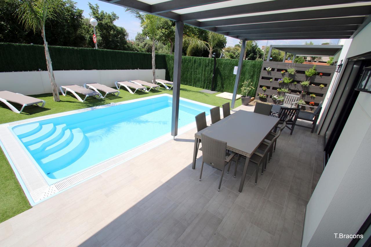 Villa Milos Cambrils Kültér fotó